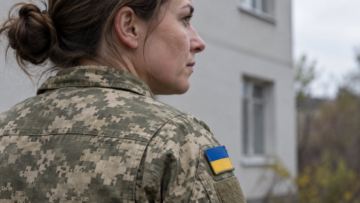Петиція про мобілізацію жінок у 2026 році: скільки голосів набрала, що передбачає військовий облік медикинь і фармацевток, як рахувати 60 діб та чому відсутність дітей не означає примусового призову.